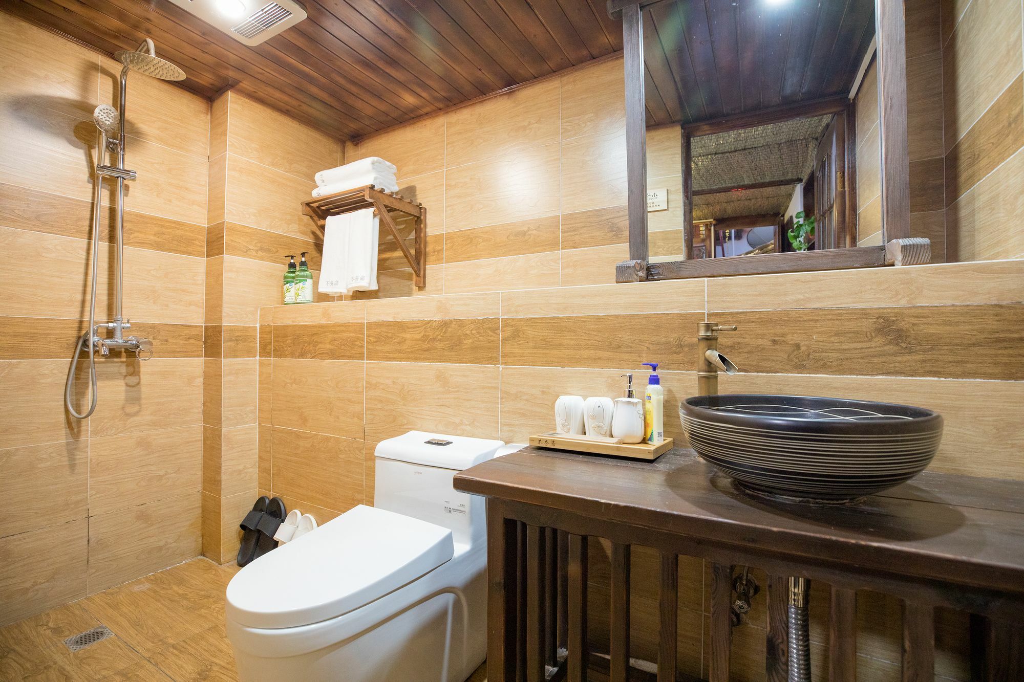 Lijiang Buwuzhai Inn Kültér fotó